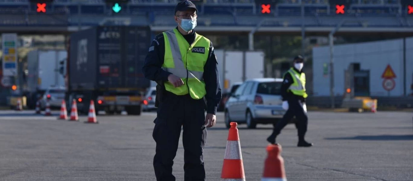 «Ξεχάστε το Πάσχα στο χωριό -Θα κλείσουμε ξανά την αγορά» λέει η «κυβέρνηση λοιμωξιολόγων» -Τι θα γίνει με τις Εκκλησίες